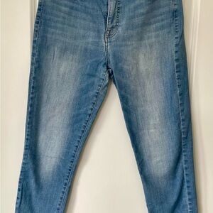 Lucky Brand Light Blue Jeans